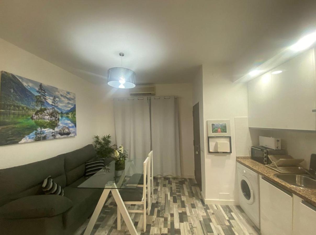 Holidays2Benalmadena Siroco Parking And Balcony Apartment Bagian luar foto